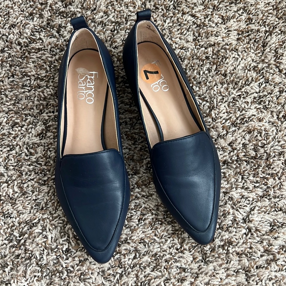 NWOT Franco Sarto Navy Flats